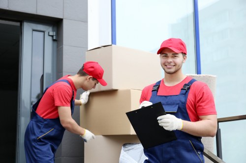 Mobile self storage container delivered in Stanmore for convenient packing