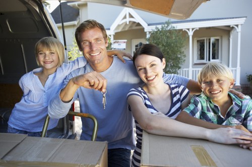 Flexible short-term storage in Stanmore for personal and business belongings